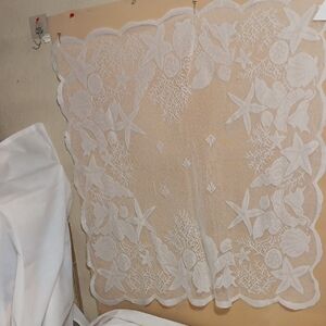 White Lace Seashell Pattern Tablecloth
